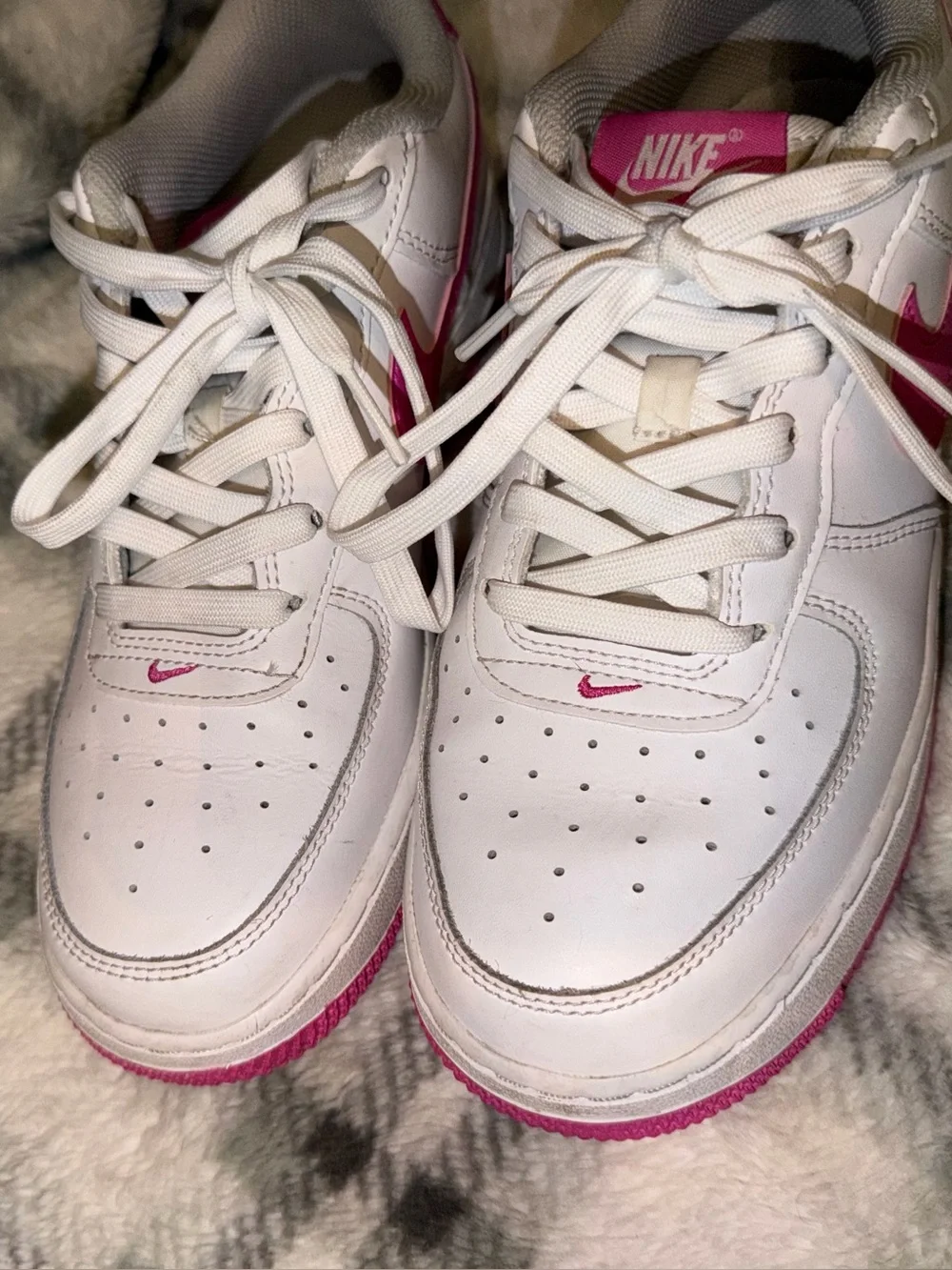 Nike Air Force 1 Low White & Hot Pink (w/ Mini Swoosh)
